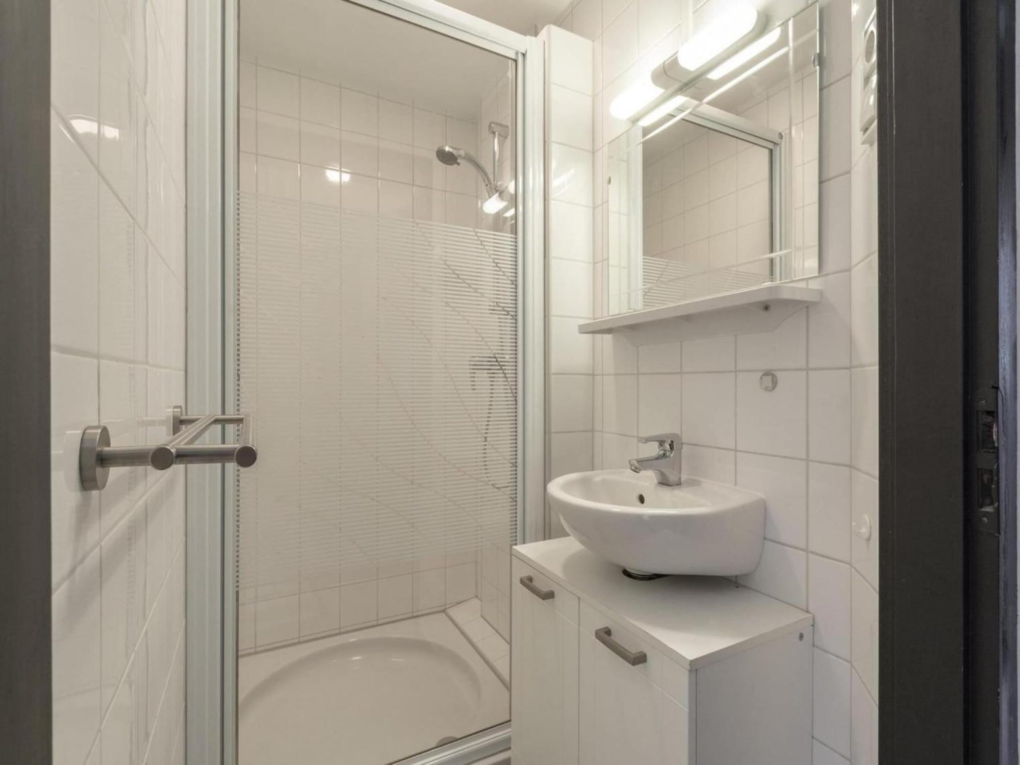 Attractive Bungalow With Modern Furnishings Sint Maartensvlotbrug 외부 사진